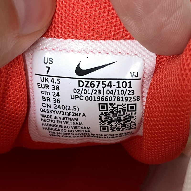 耐克 Air Max BLiss 气垫 复古 缓震耐磨 透气 织物 合成革 跑鞋,淘宝优惠券,粉丝福利购,淘宝优惠卷