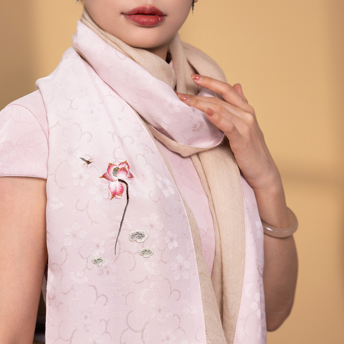 南京云锦研究所真丝羊绒织锦围巾新中式披肩丝巾礼盒百搭礼品,淘宝优惠券,粉丝福利购,淘宝优惠卷