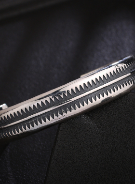 925纯银复古手镯锯齿高桥盾男女