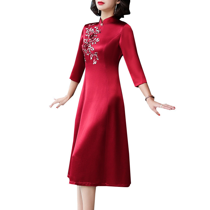 气质优雅喜婆婆婚宴醋酸连衣裙女2021秋季新款结婚妈妈礼服遮肚子