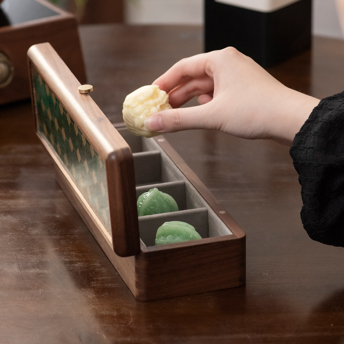 一纪核桃收纳盒高端文玩专用核桃收纳盒实木防尘多格内衬首饰盒子,淘宝优惠券,粉丝福利购,淘宝优惠卷