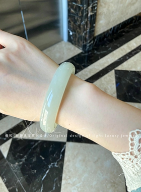 【显白首选】精选天然冰晴水玉镯