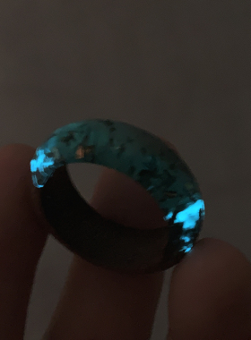 原创设计风树脂吊坠情侣礼物戒指