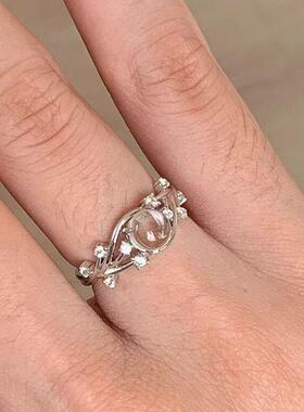 法式设计感食指戒高级感百搭个性款戒指女士戒指镶嵌小众精致首饰