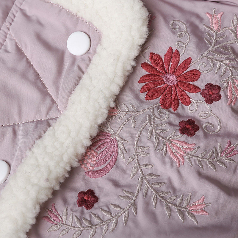 裂帛2020秋季新款时尚绣花连帽马甲 裂帛立天羽绒服