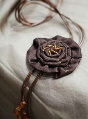 若芙｜【玫瑰】25夏季新款桑蚕丝香云纱红云纱玫瑰项链