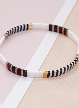 简约黑白间隔tila日本御幸米珠手工串珠冷淡轻奢风个性欧美小手链