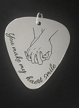 DIY定制银拨片项链吉他刻字