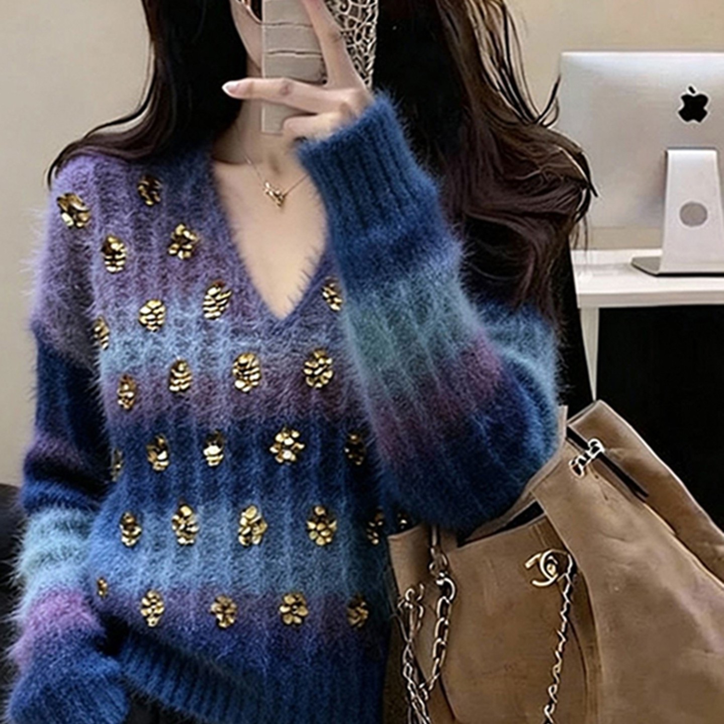 外贸撤回蓝色渐变毛衣女冬宽松慵懒独特巨好看气质高端针织衫上衣,淘宝优惠券,粉丝福利购,淘宝优惠卷