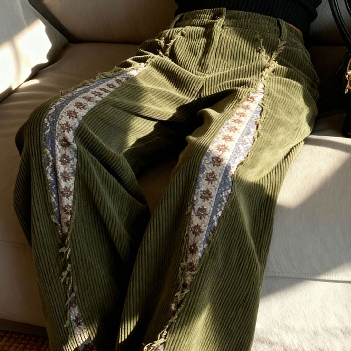 外贸撤回绿色灯芯绒阔腿裤女秋冬季加厚设计感直筒拼接雪尼尔裤子,淘宝优惠券,粉丝福利购,淘宝优惠卷