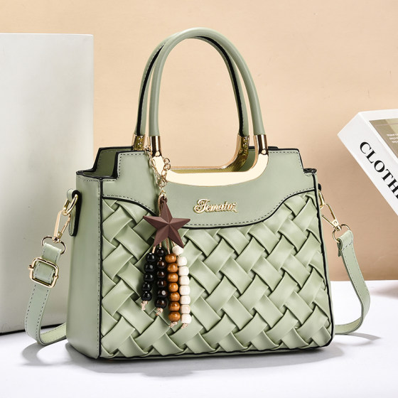 This year's popular bags for women 2026 new summer commuter handbags niche fashion versatile single shoulder crossbody bag