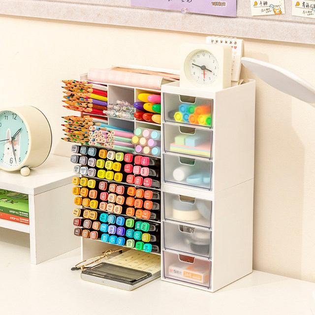 Large capacity partitions can be superimposed on comprehensive storage pen holder