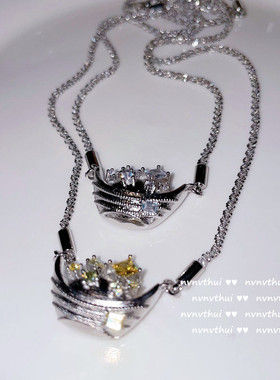 波光粼粼鹅黄宝石元宝项链 设计师镀18K金不规则锆石排列小船