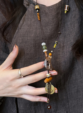 新中式月牙天然石项链女民族风笑脸长款毛衣链小众设计感挂脖配饰