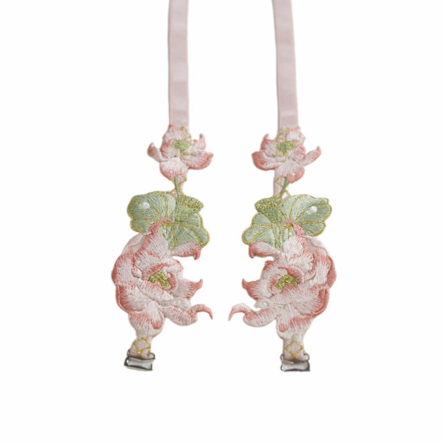 Yunshenwuqian Xiaohe ຕົ້ນສະບັບ Hanfu embroidered ສາຍບ່າສາມາດທົດແທນໄດ້ແລະສາມາດປັບໄດ້ອຸປະກອນ skirts ຍາວຫນ້າເອິກຕ້ານສາຍບ່າ