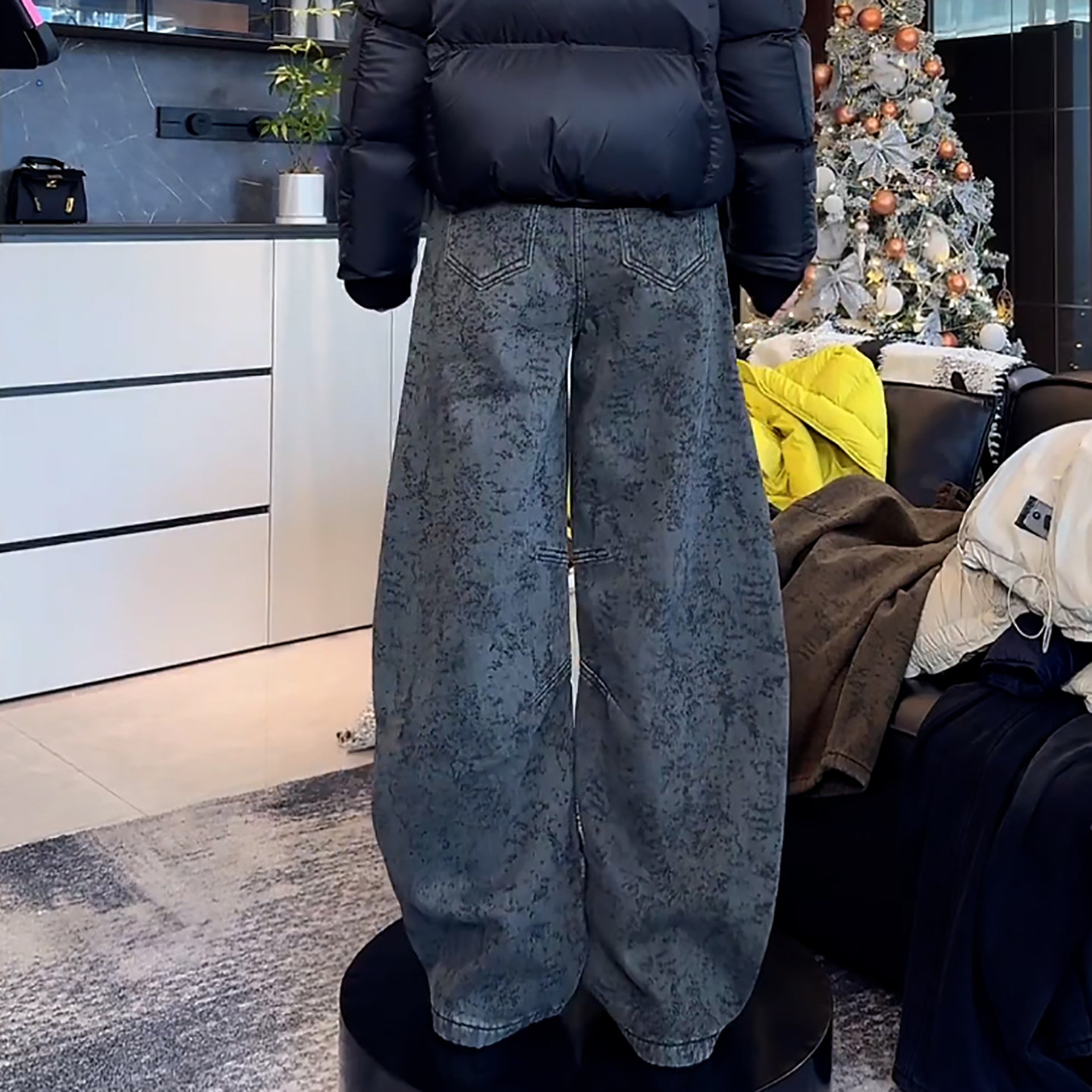 Ader加绒加厚提花阔腿牛仔裤女2025冬季新款高腰百搭显瘦弯刀裤潮,淘宝优惠券,粉丝福利购,淘宝优惠卷