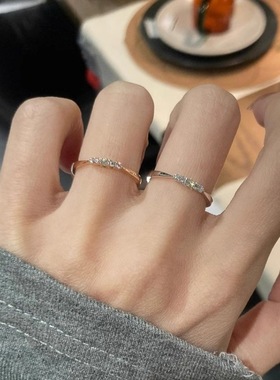 韩系极简风闪钻素圈戒指女