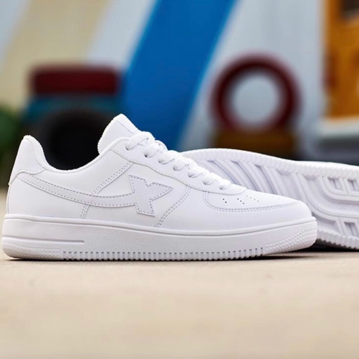 特步板鞋男鞋春秋季皮面白色休闲轻便运动鞋子女鞋小白鞋空军一号,淘宝优惠券,粉丝福利购,淘宝优惠卷