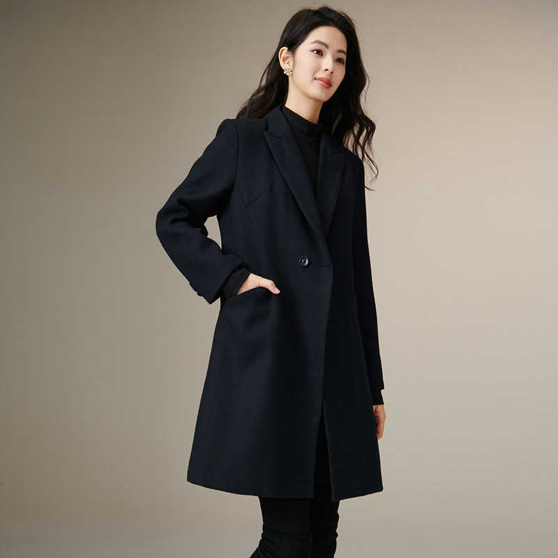 晚白2025年冬新款气质戗驳领西装经典简约中长加厚羊毛外套女,淘宝优惠券,粉丝福利购,淘宝优惠卷