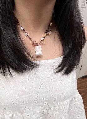 2026新款植绒猫咪吊坠编绳项链萌趣可爱吃鱼小猫长款可调节毛衣链