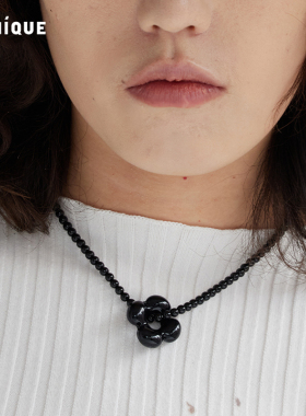 Picnique玻璃天然石花花项链