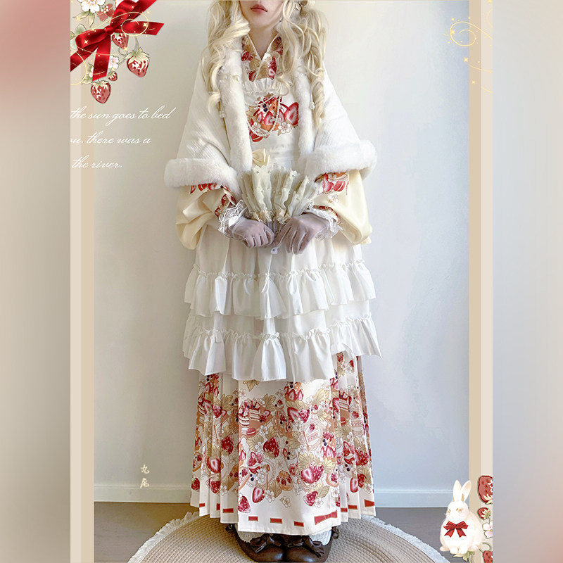 莺雨兰衣原创汉洋折衷明制交领琵琶袖洛丽塔加绒斗篷拜年服套装,淘宝优惠券,粉丝福利购,淘宝优惠卷