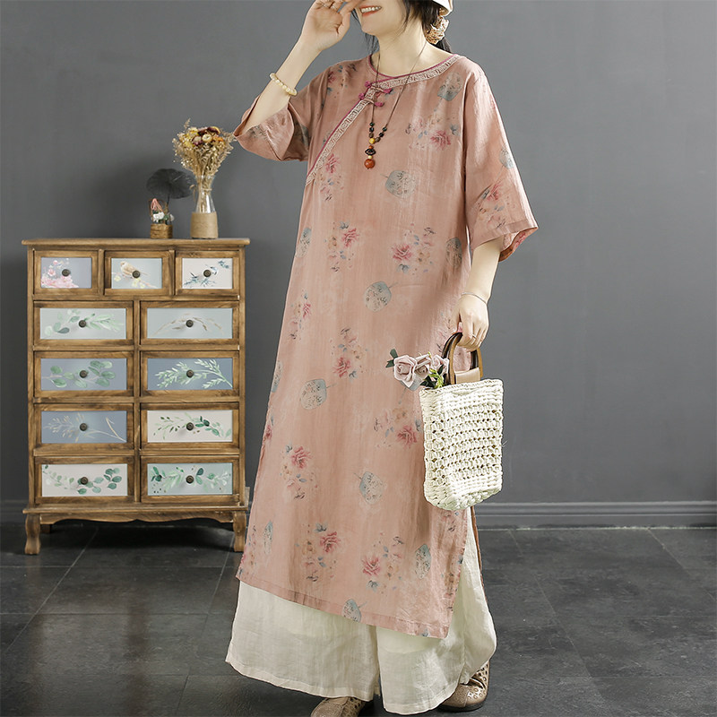  千秋飞燕连衣裙