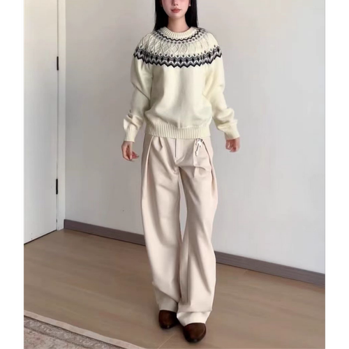 Stay the Night 早秋新款费尔岛绞花针织仿羊绒圆领舒适插肩毛衣 - 图0