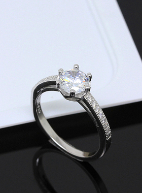 纯银六爪碎钻锆石订婚戒指特价