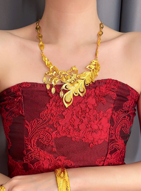 镀金凤凰项链女首饰道具