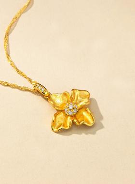 镀黄金色金属褶皱花朵吊坠项链