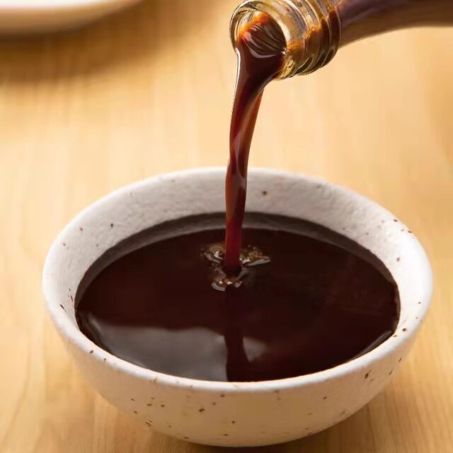 Shajing oyster sauce fresh oysters are cooked with only oyster juice.