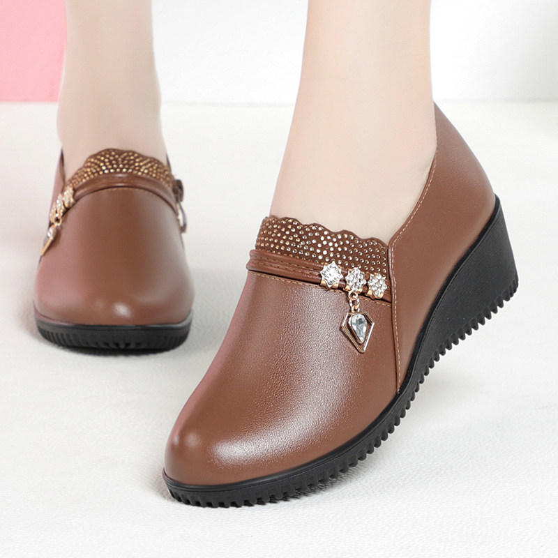 坡跟深口单鞋女春秋新款真皮牛皮时尚妈妈鞋中跟大码中老年女皮鞋,淘宝优惠券,粉丝福利购,淘宝优惠卷