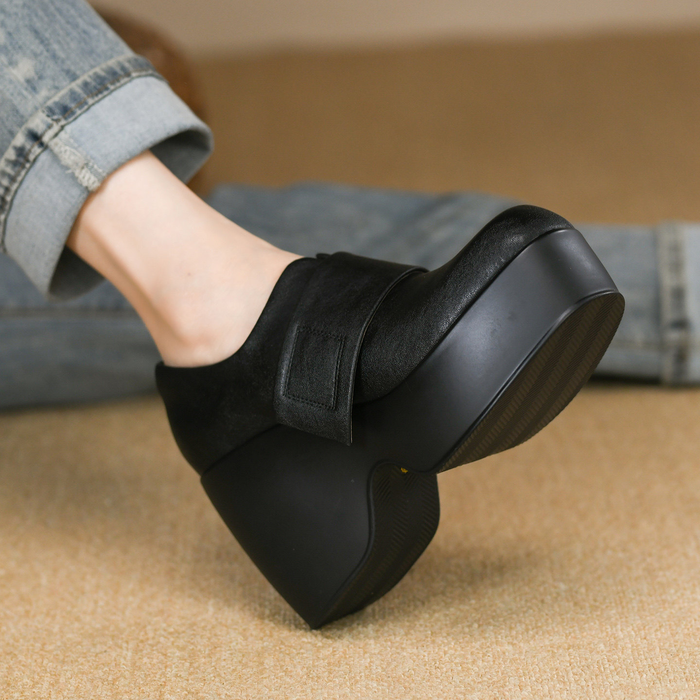 黑色英伦深口单鞋女粗跟秋季新款真牛皮魔术贴防水台高跟鞋女10cm,淘宝优惠券,粉丝福利购,淘宝优惠卷