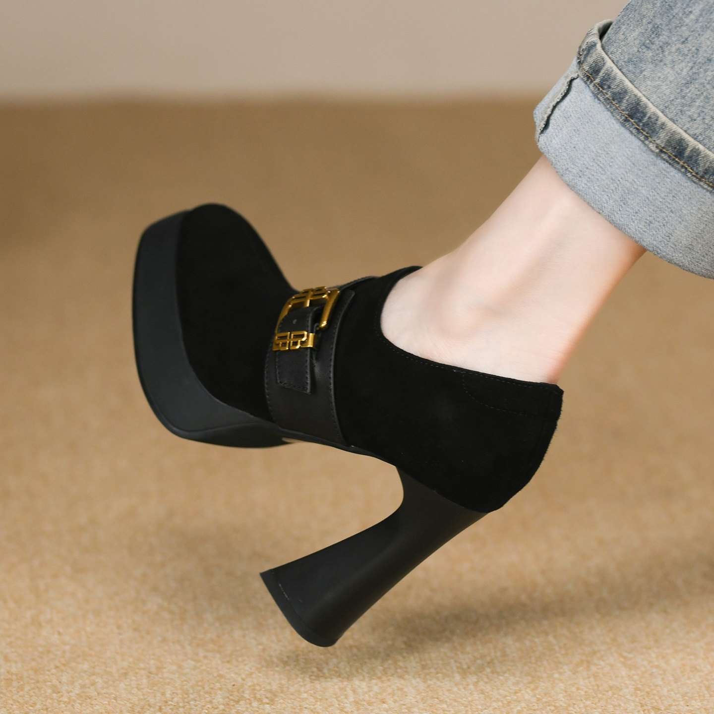 2025年秋季新款超高跟粗跟羊猄皮厚底皮带扣装饰拉链深口单鞋女,淘宝优惠券,粉丝福利购,淘宝优惠卷