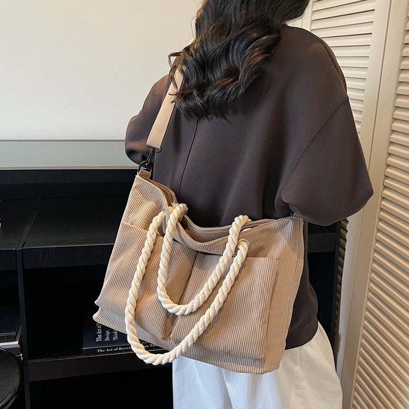 2026春新款休闲包灯芯绒托特包女大容量单肩包休闲简约通勤斜挎包,淘宝优惠券,粉丝福利购,淘宝优惠卷