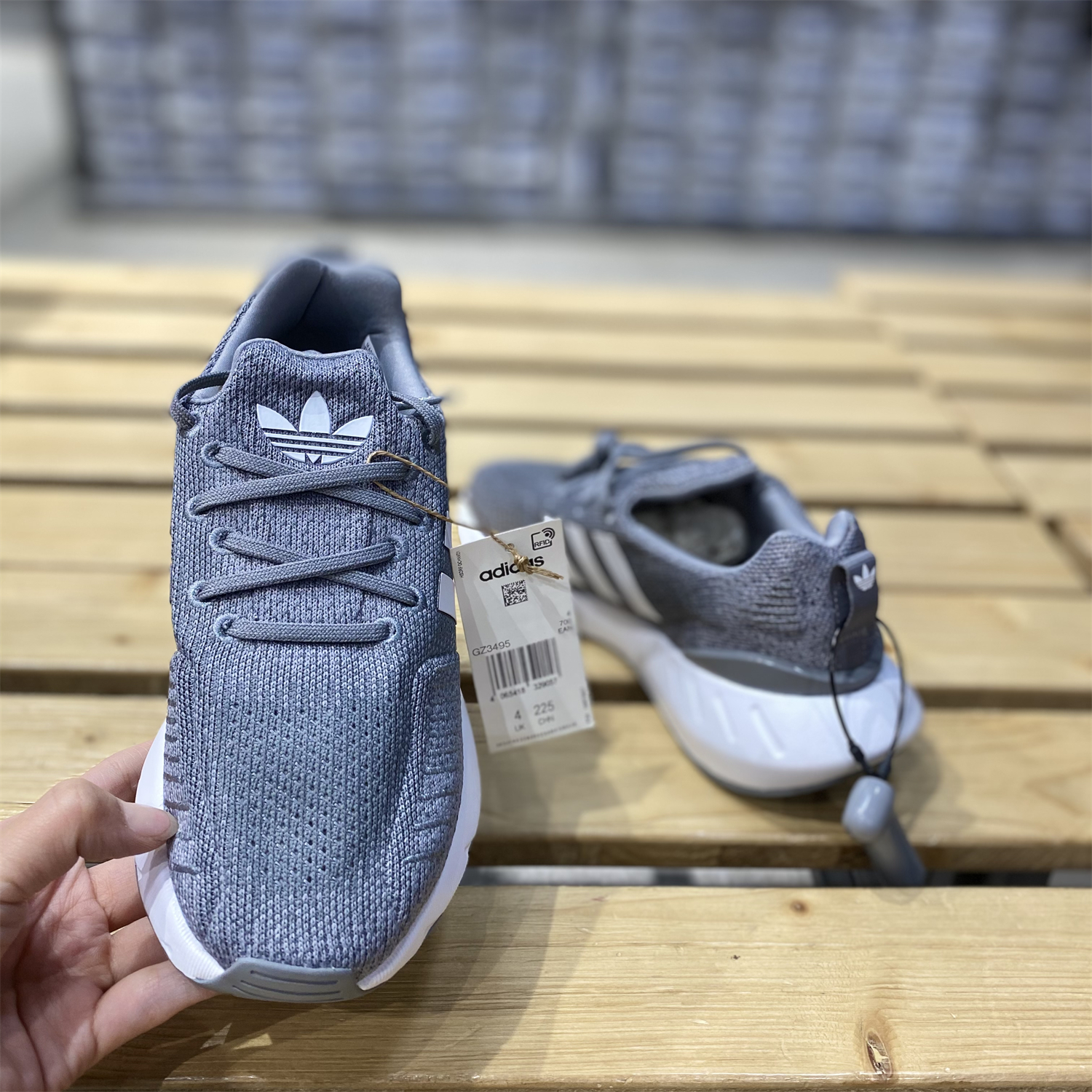 Adidas/阿迪达斯三叶草男女同款耐磨运动鞋休闲鞋跑步鞋 GZ3495 - 图2