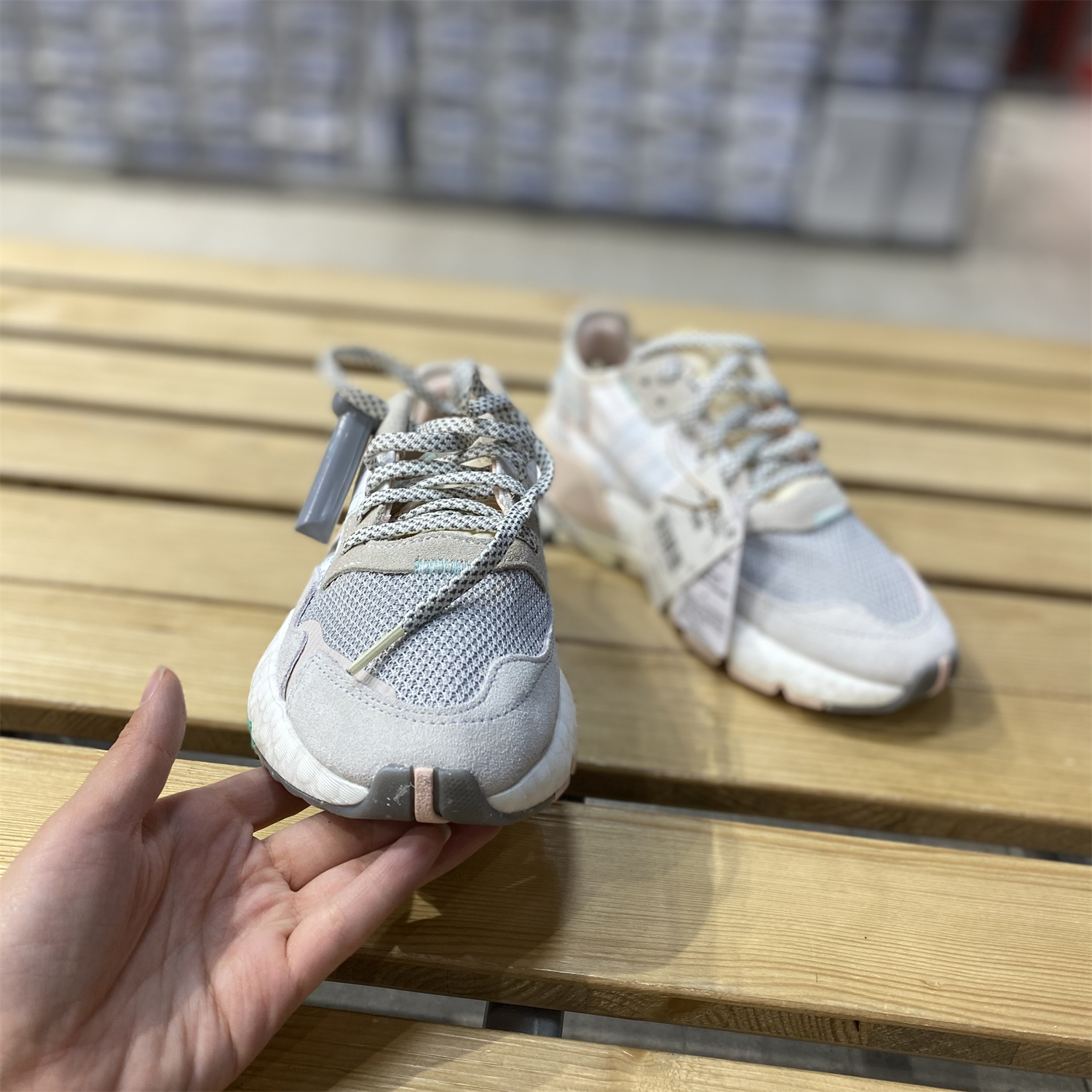 ADIDAS阿迪达斯夏季NITE JOGGER W女子轻便运动休闲板鞋 EF8721 - 图1