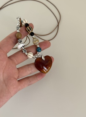 民族风棕色爱心串珠吊坠项链女