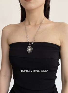 清凉感透明水晶葡萄串流苏项链