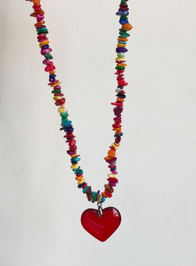 多巴胺红爱心彩色不规则碎石项链