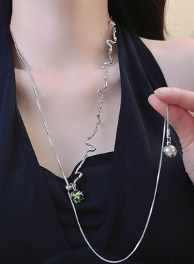 抽拉式复古祖母绿锆石水晶项链女