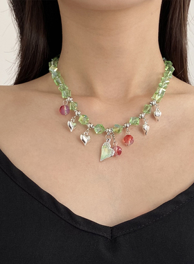 绿色异形水晶镶钻爱心串珠项链