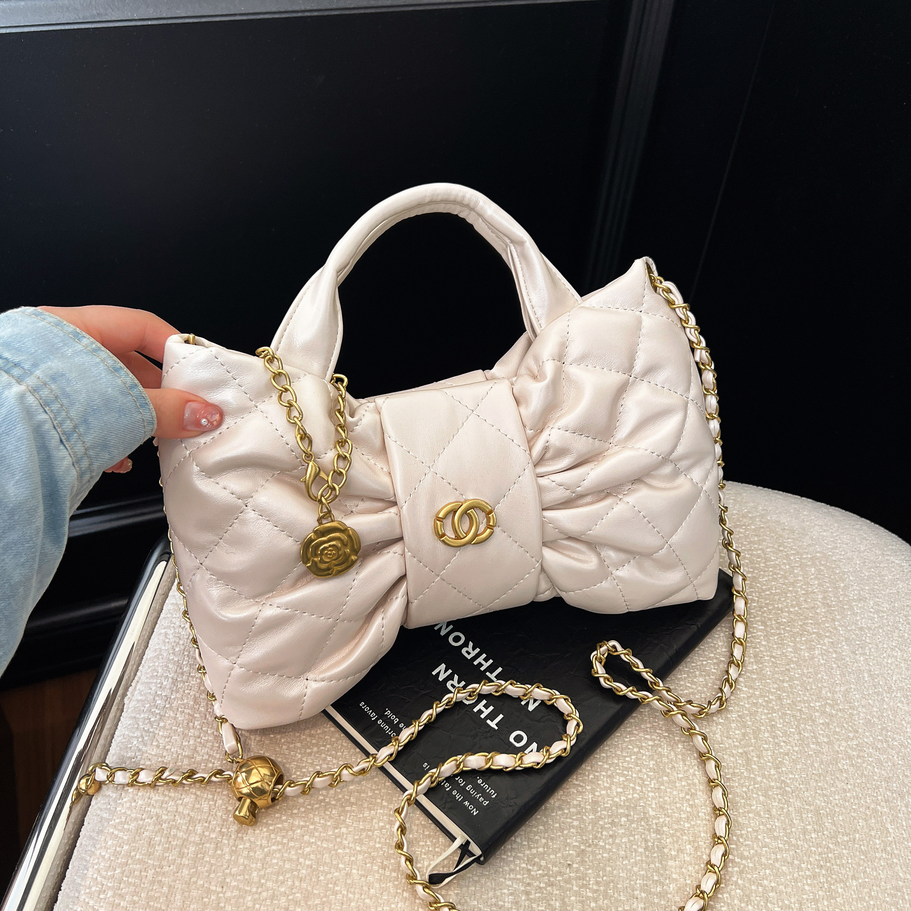 小香风绣线小方包包女2025新款时尚蝴蝶结斜挎包百搭单肩手提女包,淘宝优惠券,粉丝福利购,淘宝优惠卷