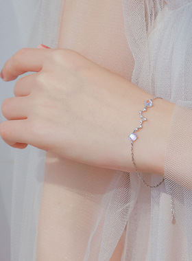 s925纯银幸运北斗七星手链小众设计月光石手链女纯银学生手饰韩版