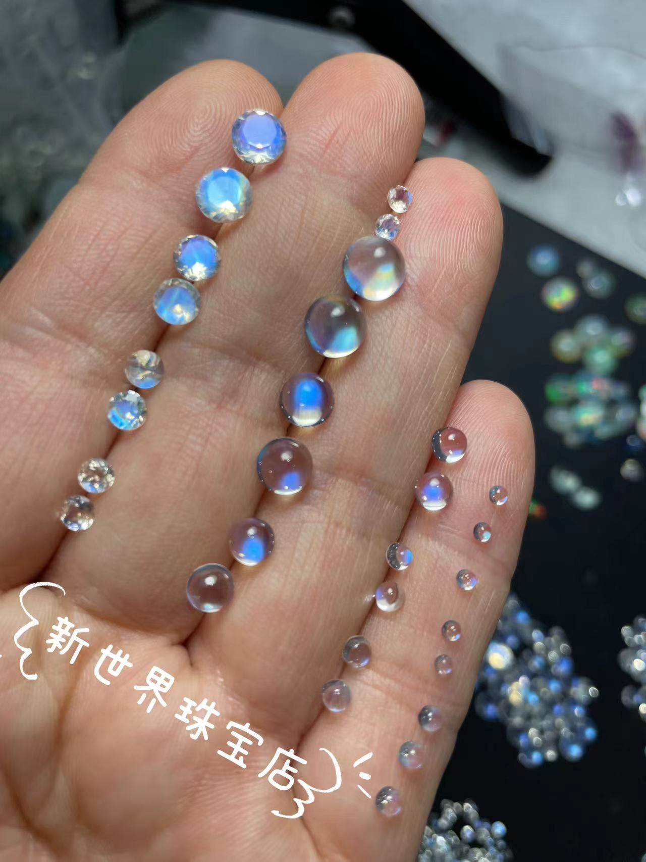 天然蓝月光石裸石戒面圆形素面蛋面刻面斯里兰卡月光石配石尺寸全,淘宝优惠券,粉丝福利购,淘宝优惠卷