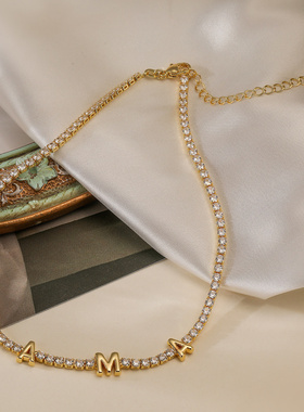 新款时尚轻奢铜镀18K金锆石LOVE/MOM锁骨链时尚小众高级个性项链