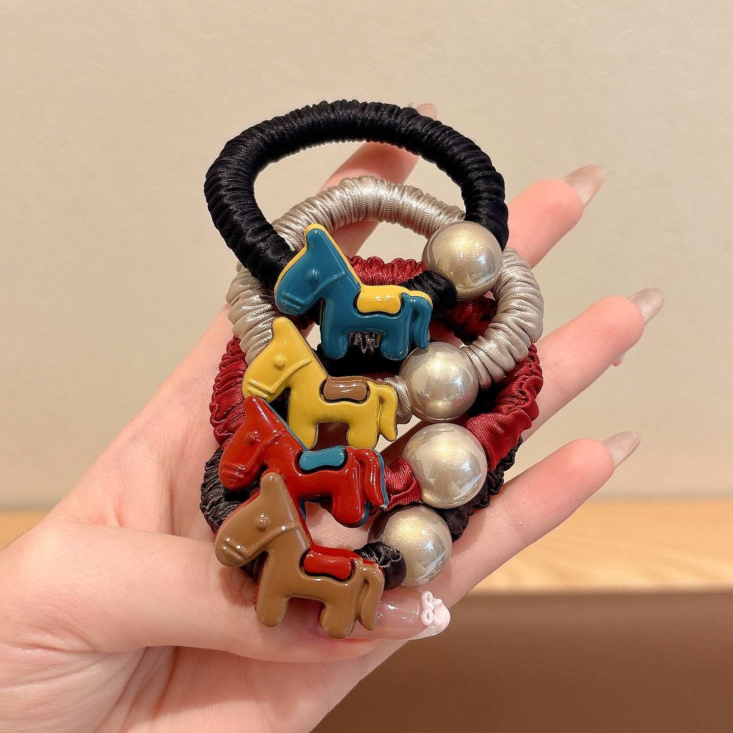 韩系高级感小肠发圈女可爱小马仿珍珠头绳高弹力皮筋扎低马尾发绳,淘宝优惠券,粉丝福利购,淘宝优惠卷