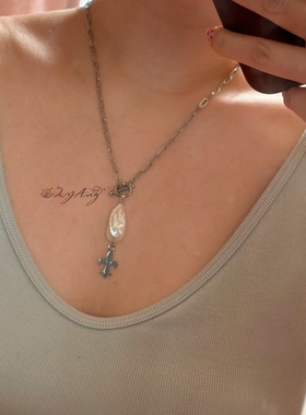 小众设计巴洛克珍珠男女同款钛钢情侣闺蜜项链锁骨链通勤学生百搭