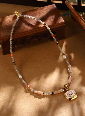 原创ins风轻奢绿油画蝴蝶项链百搭高级感简约复古锁骨链